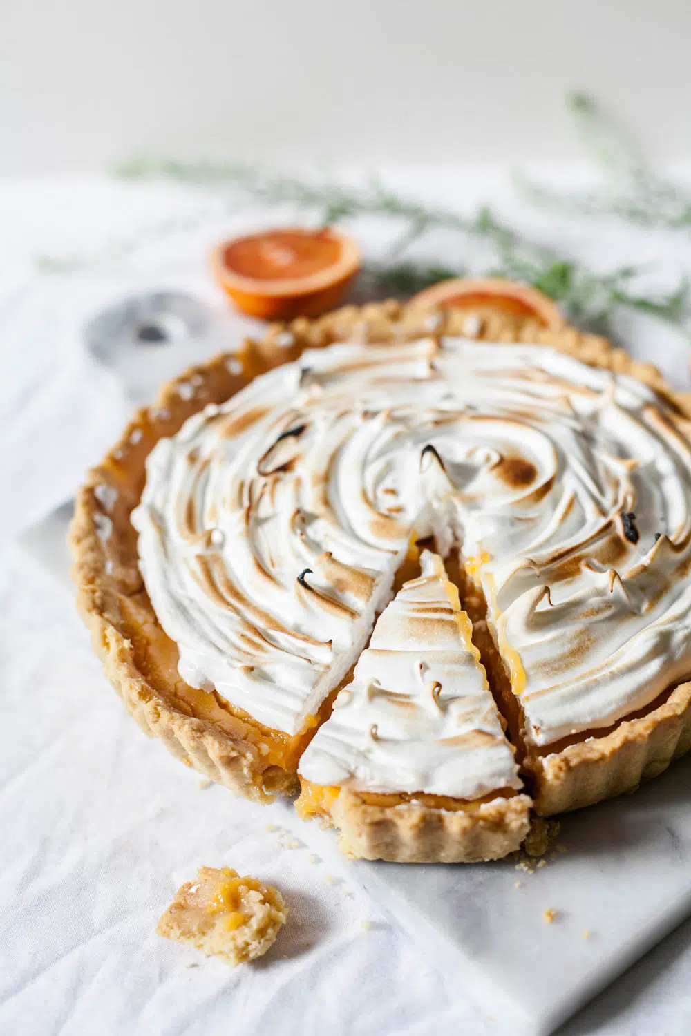 Tart au Pommes, Photo by Alex Loup on Unsplash