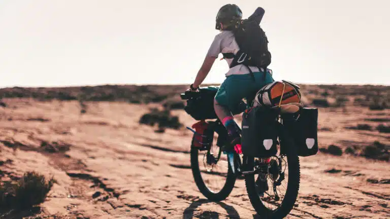 Explore the world by bike, Photo: Patrick Hendry / Unsplash