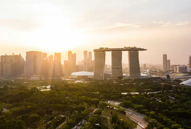 Singapore skyline in the morning. Photo: Kirill Petropavlov / Unsplash