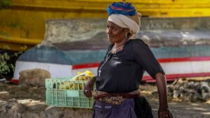 Woman in Boa Vista, Cape Verde. Photo: Nick Fewings / Unsplash
