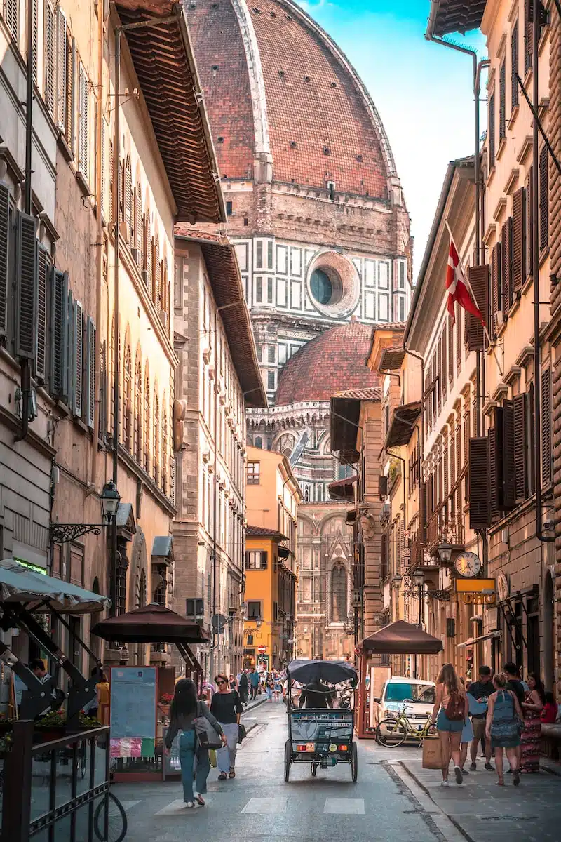 Discover the streets in Florence, Photo: Heidi Kaden / Unsplah