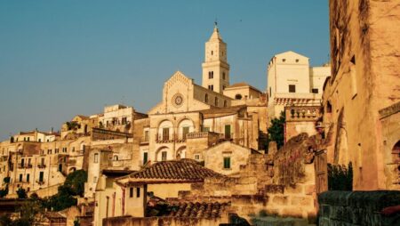 One of the tips: Matera in Italy, Photo: Esteban Trivelli / Unsplash