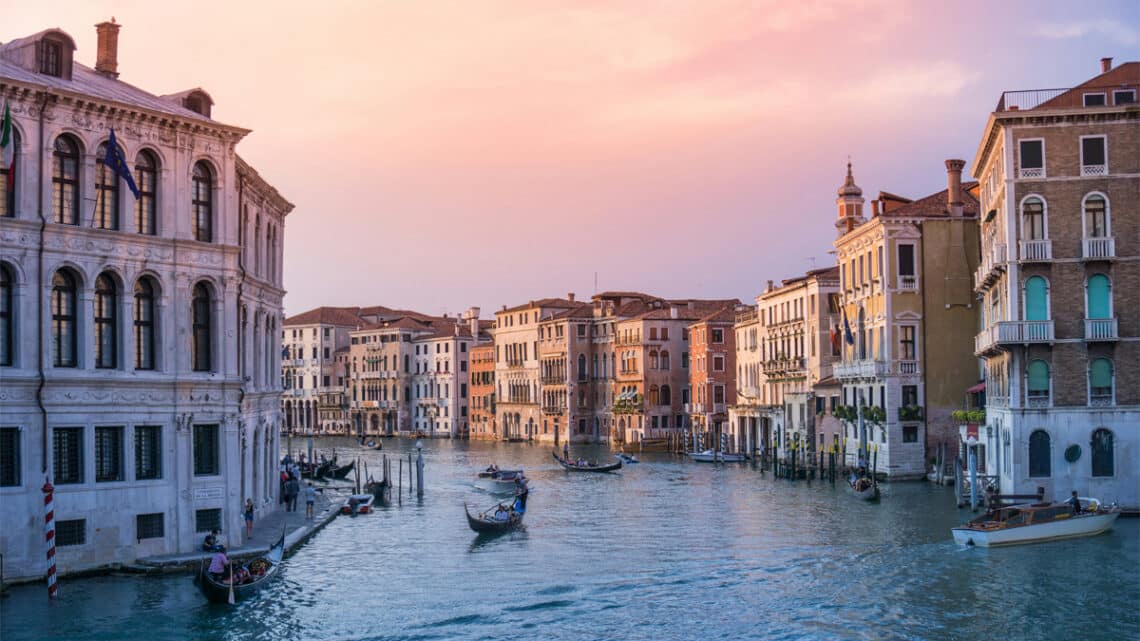 Hidden Gems: Exploring the World's Best-Kept Travel Secrets