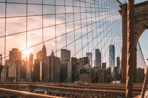 View of the New York City skyline from the Brooklyn Bridge, photo: Colton Duke / Unsplash