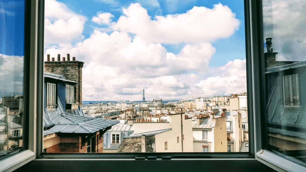 View over the rooftops of Paris, Photo: Isaiah B / Unsplash